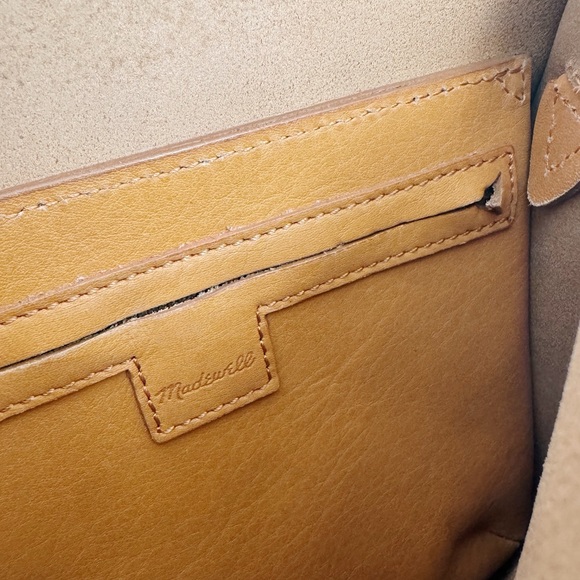 Madewell Brisbane Crossbody Bag - Picture 13 of 14